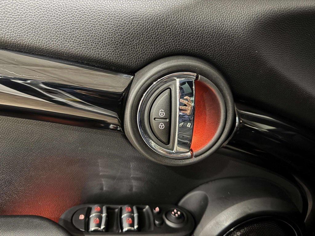 used 2020 MINI Hardtop car, priced at $19,948