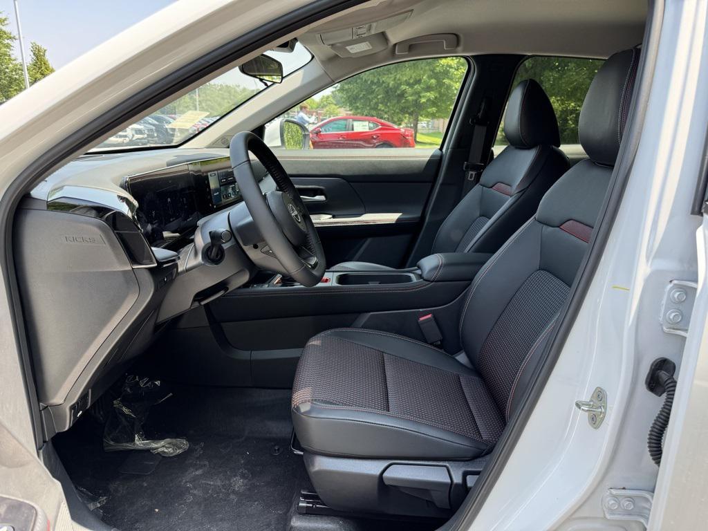 new 2025 Nissan Kicks car, priced at $26,190