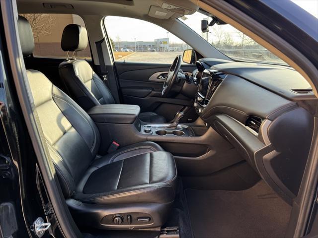 used 2020 Chevrolet Traverse car, priced at $29,182