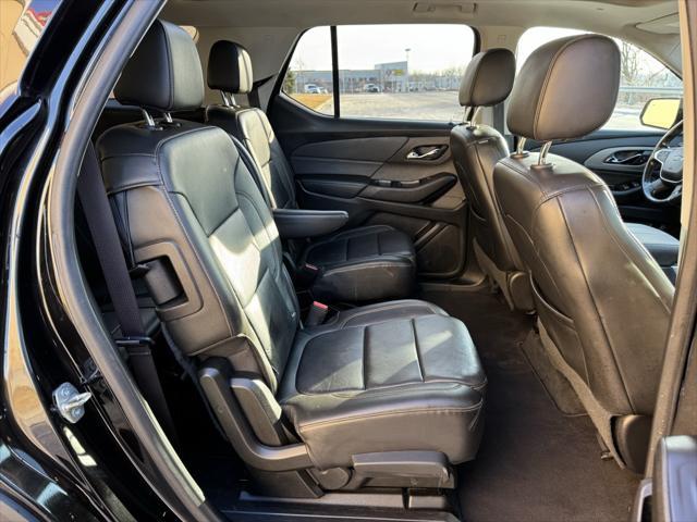 used 2020 Chevrolet Traverse car, priced at $29,182