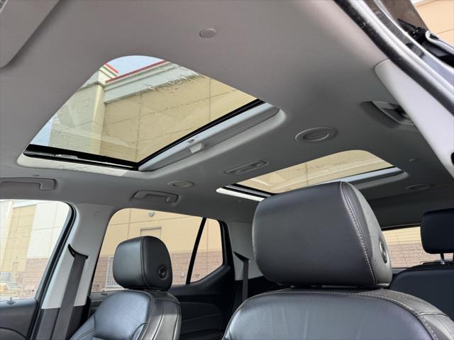 used 2020 Chevrolet Traverse car, priced at $29,182
