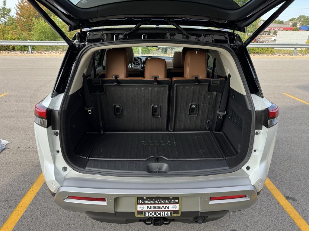 new 2025 Nissan Pathfinder car, priced at $50,859