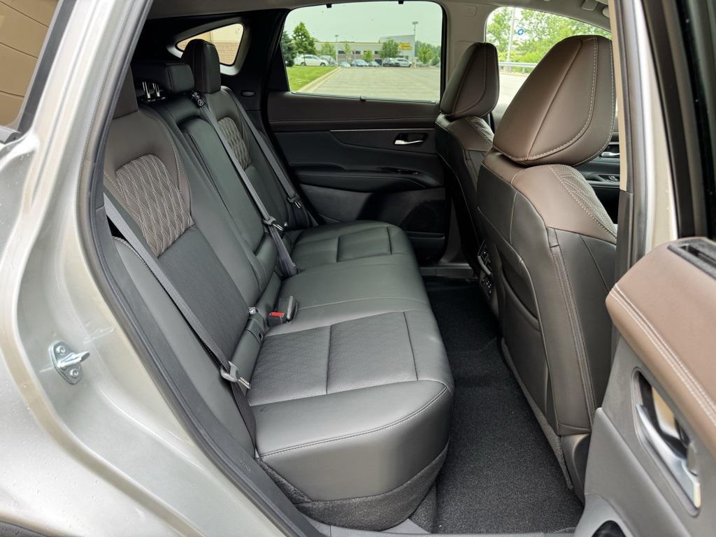 new 2025 Nissan Murano car, priced at $42,232