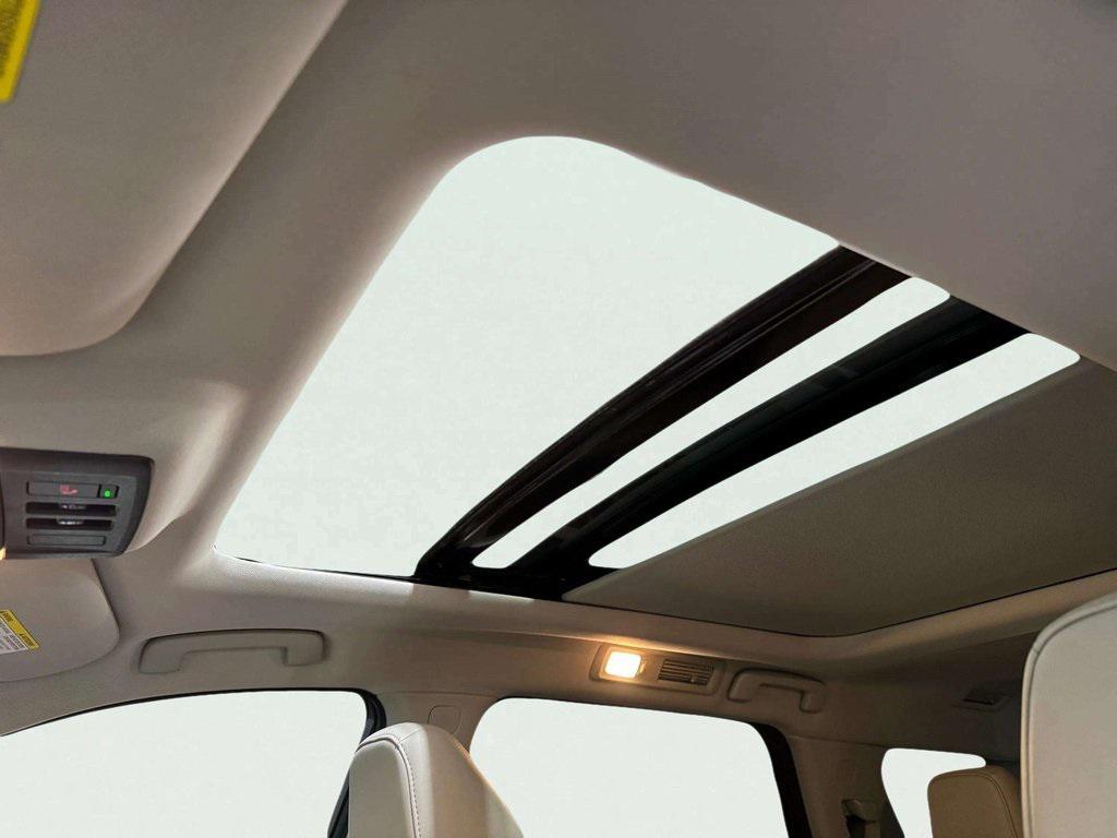 used 2022 Nissan Pathfinder car, priced at $30,949