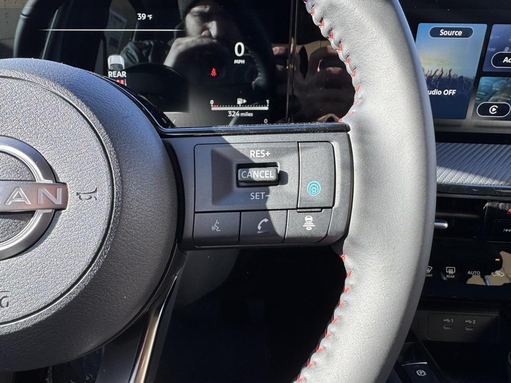 new 2025 Nissan Kicks car, priced at $28,064