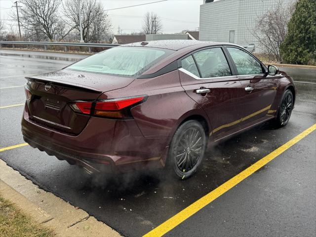 new 2025 Nissan Altima car, priced at $28,963