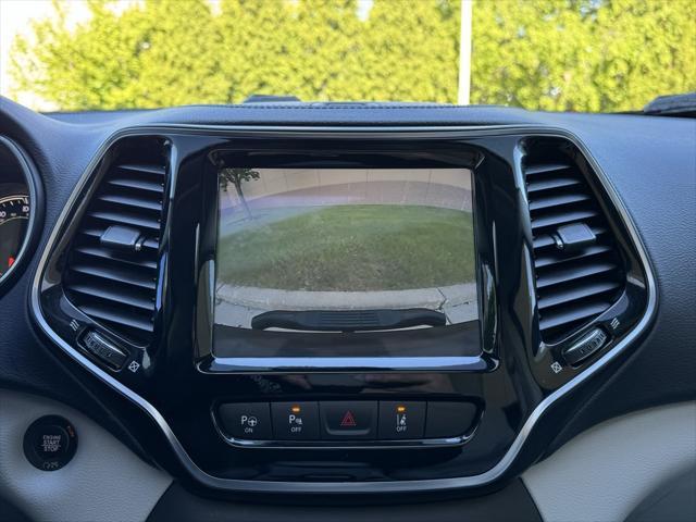 used 2021 Jeep Cherokee car, priced at $22,997