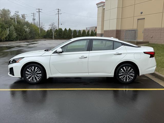 used 2023 Nissan Altima car, priced at $24,395