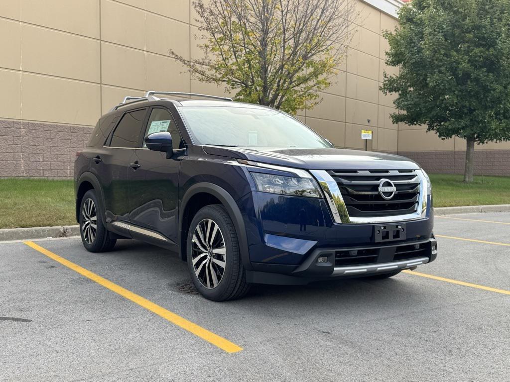 new 2025 Nissan Pathfinder car, priced at $46,540