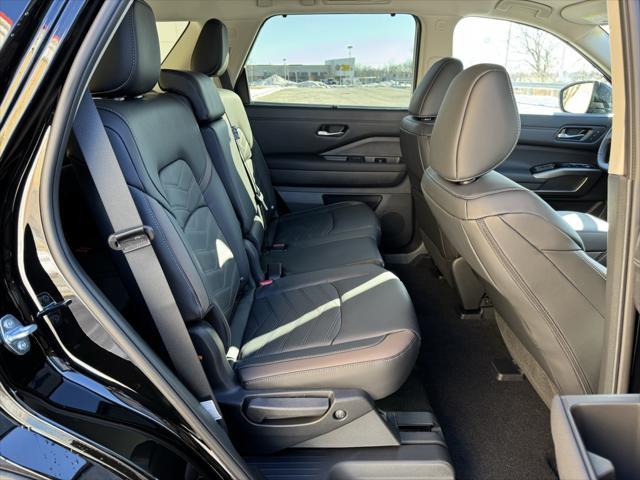 new 2025 Nissan Pathfinder car, priced at $48,990
