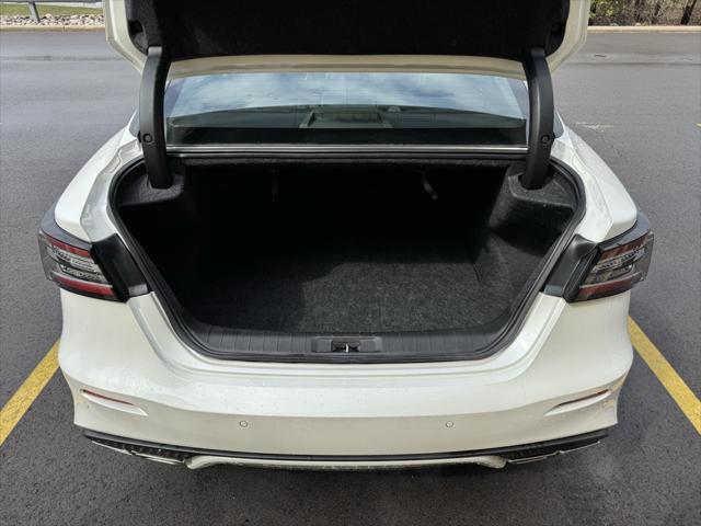 used 2022 Nissan Maxima car, priced at $32,606