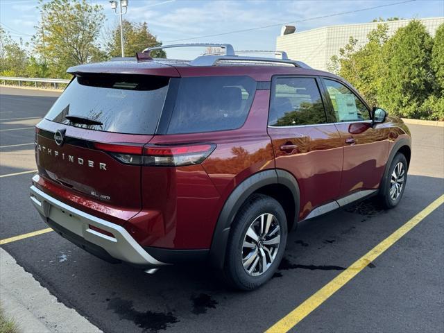 new 2024 Nissan Pathfinder car, priced at $39,481