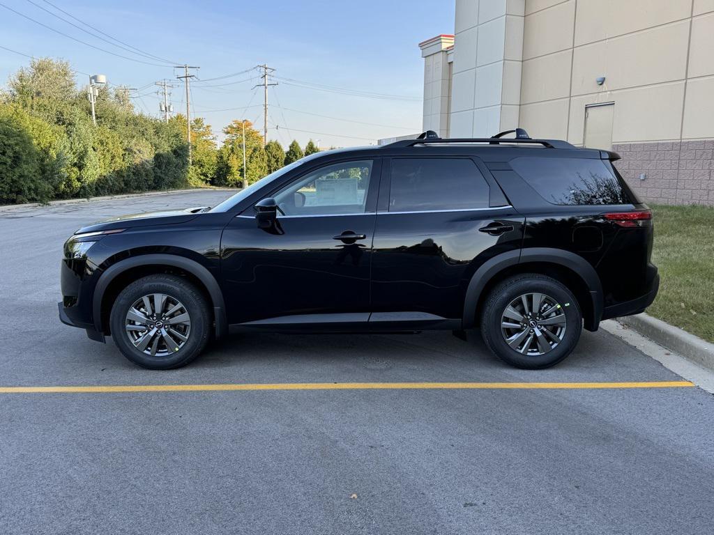 new 2025 Nissan Pathfinder car, priced at $36,290