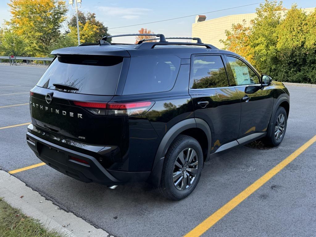 new 2025 Nissan Pathfinder car, priced at $36,290
