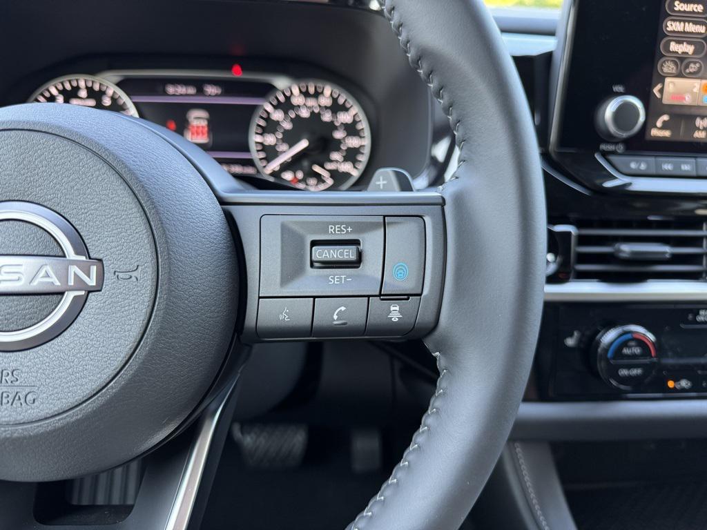 new 2025 Nissan Pathfinder car, priced at $36,290