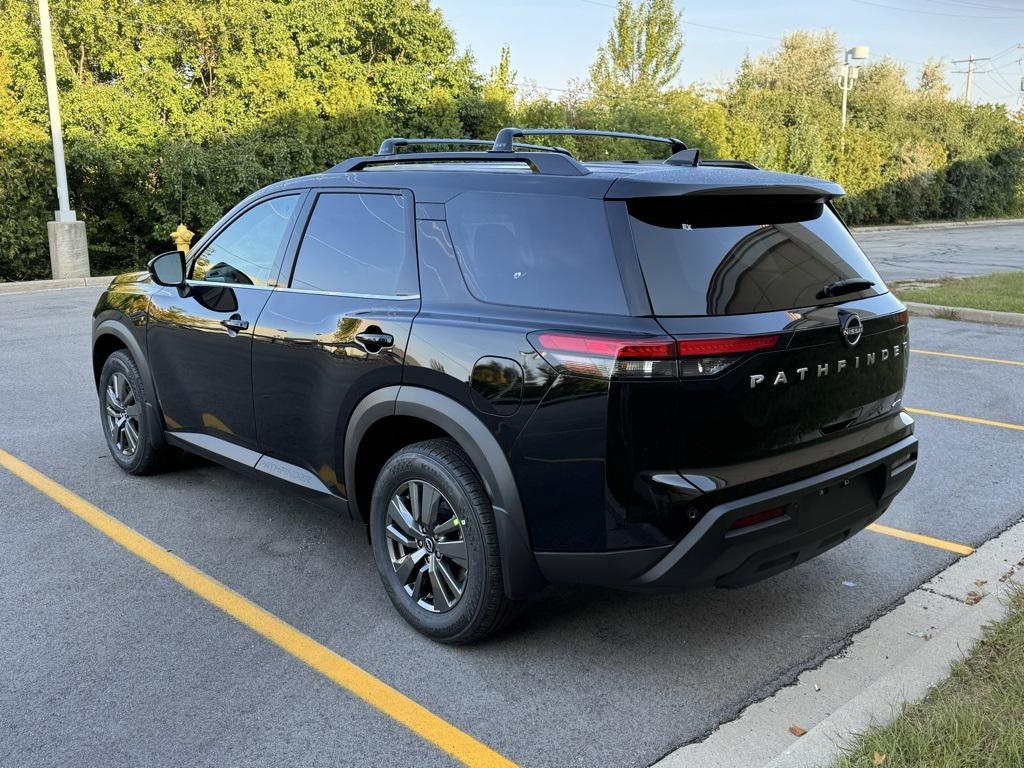 new 2025 Nissan Pathfinder car, priced at $36,290