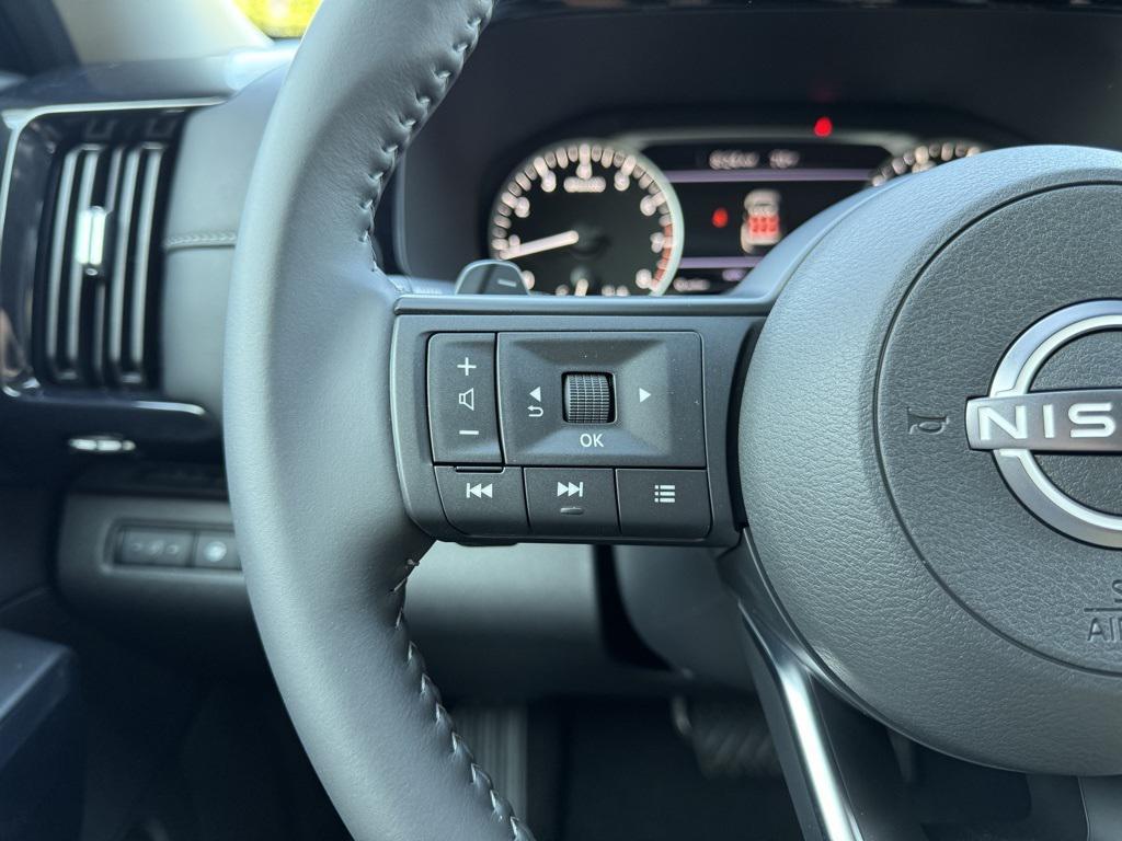 new 2025 Nissan Pathfinder car, priced at $36,290