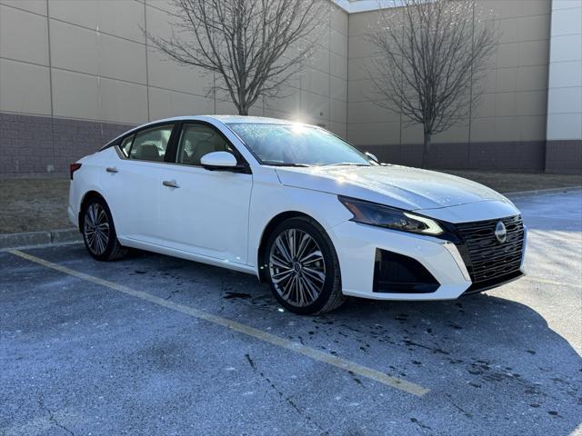 used 2024 Nissan Altima car, priced at $27,291