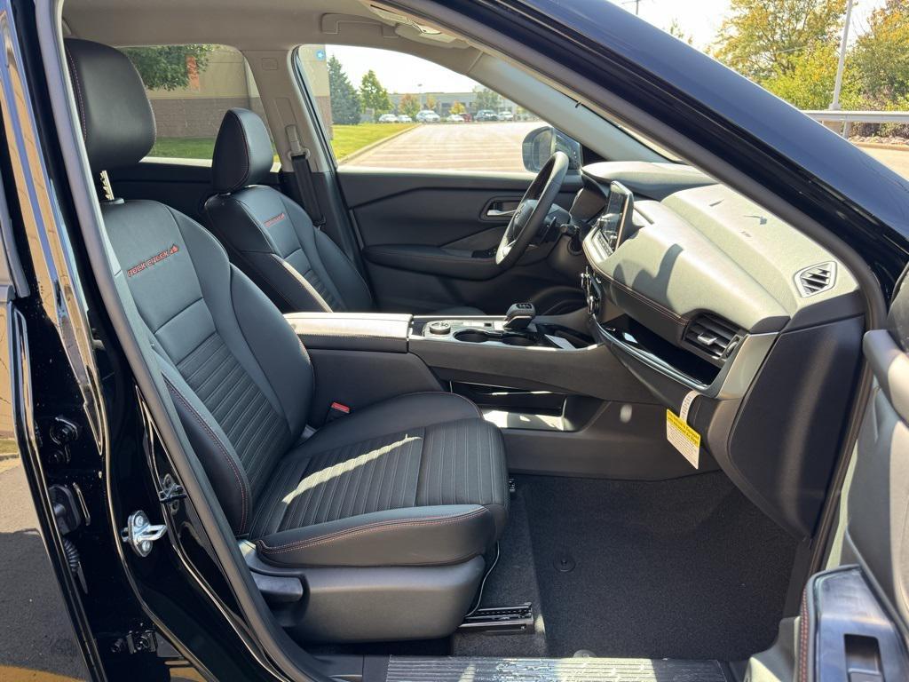 new 2026 Nissan Rogue car, priced at $33,677