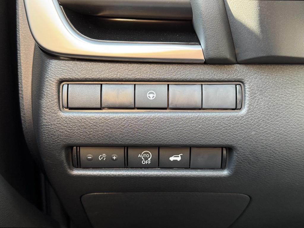new 2026 Nissan Rogue car, priced at $33,677