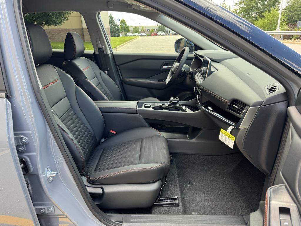 new 2026 Nissan Rogue car, priced at $33,083