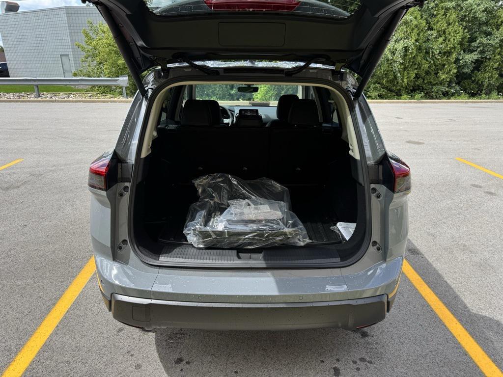new 2026 Nissan Rogue car, priced at $33,083