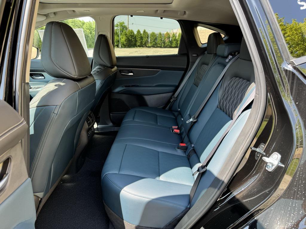 new 2025 Nissan Murano car, priced at $42,232