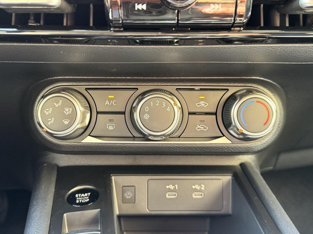 new 2025 Nissan Kicks car, priced at $21,815