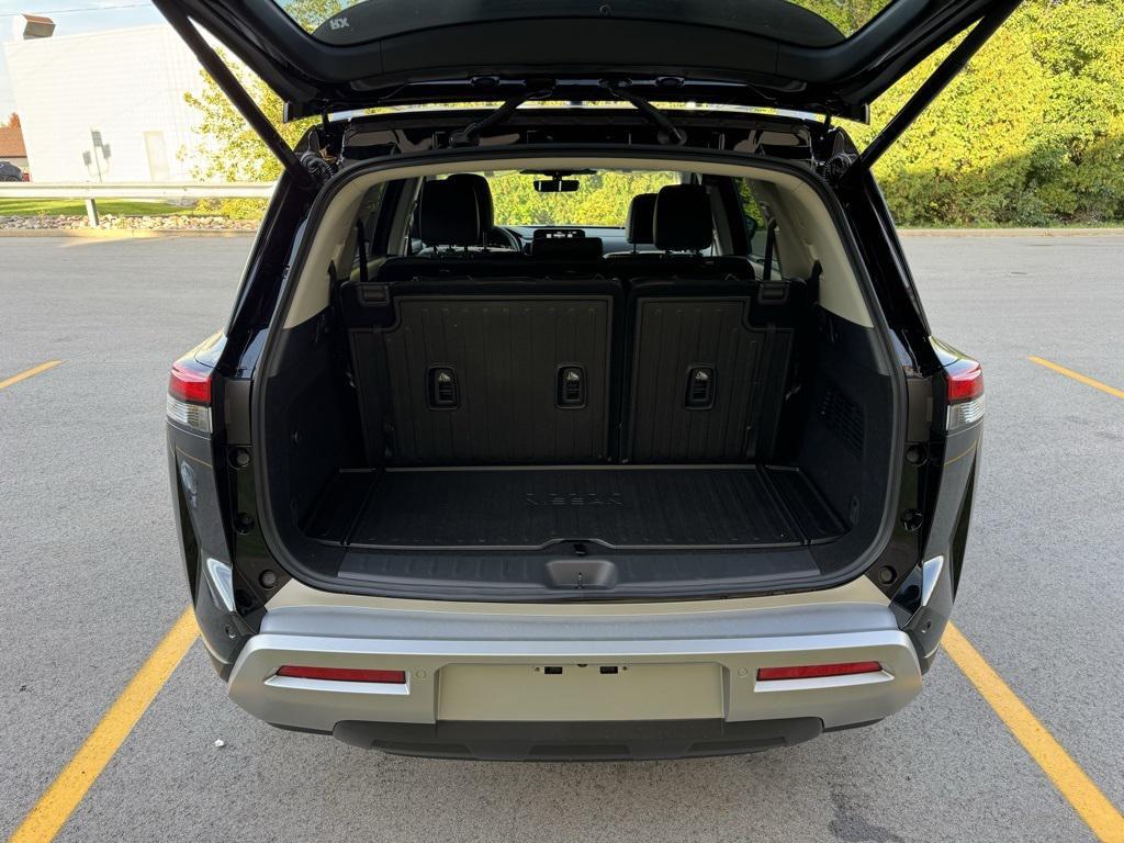 new 2025 Nissan Pathfinder car, priced at $42,460