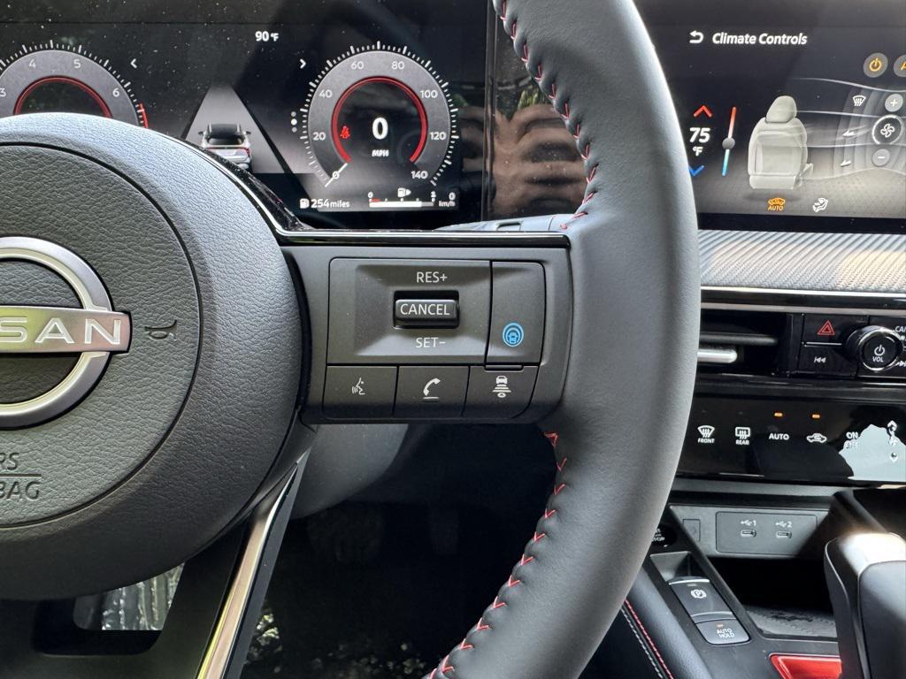 new 2025 Nissan Kicks car, priced at $26,200