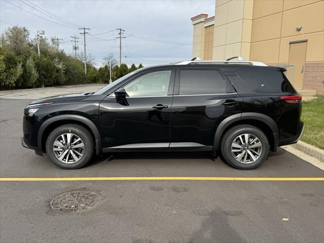 new 2025 Nissan Pathfinder car, priced at $47,134