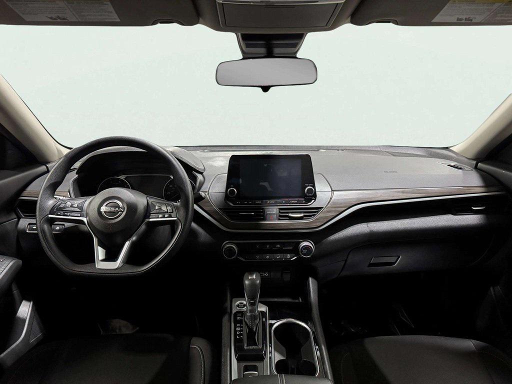 used 2024 Nissan Altima car, priced at $25,482