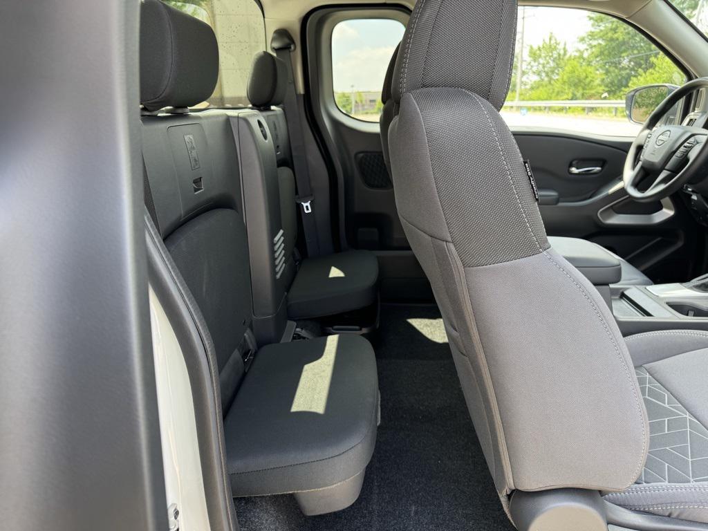 new 2025 Nissan Frontier car, priced at $33,672