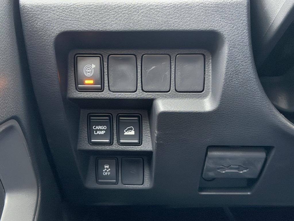 new 2025 Nissan Frontier car, priced at $33,672