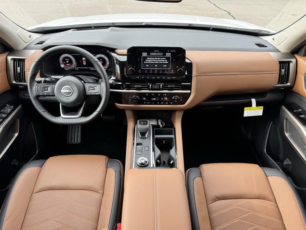 new 2025 Nissan Pathfinder car, priced at $46,051