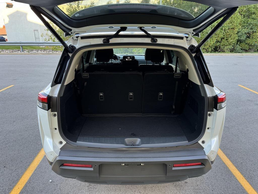 new 2025 Nissan Pathfinder car, priced at $35,793