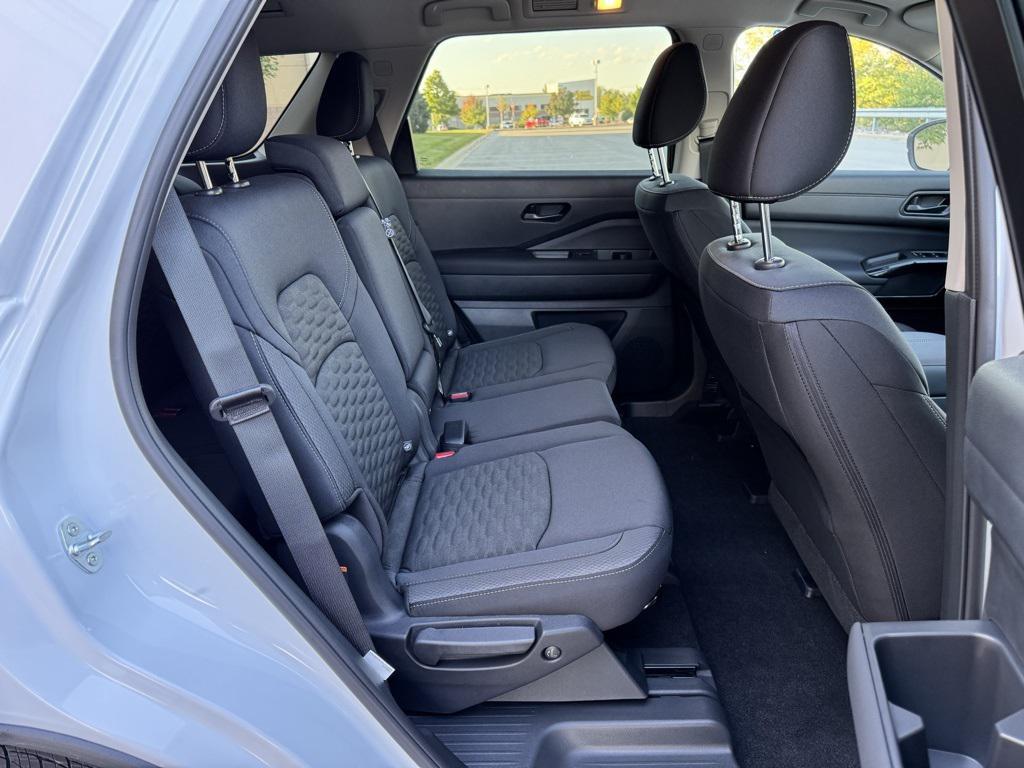 new 2025 Nissan Pathfinder car, priced at $35,793