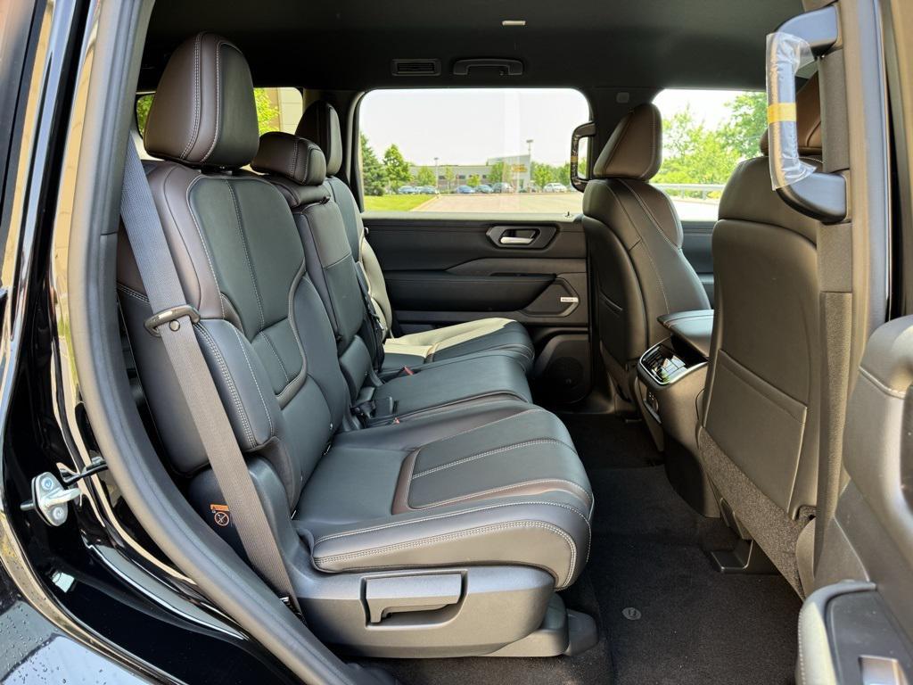 new 2025 Nissan Armada car, priced at $64,981
