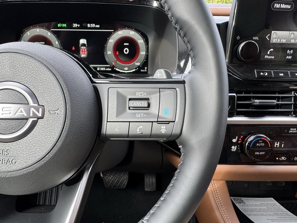 new 2025 Nissan Pathfinder car, priced at $46,051