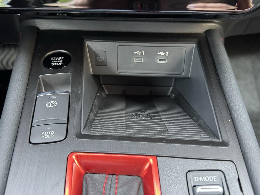 new 2025 Nissan Kicks car, priced at $30,571