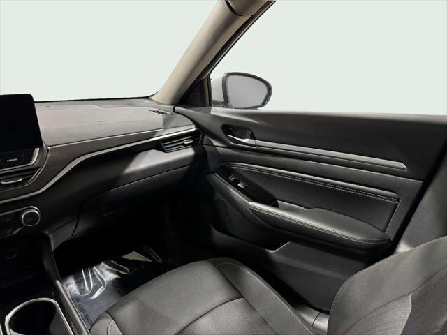 used 2023 Nissan Altima car, priced at $25,734