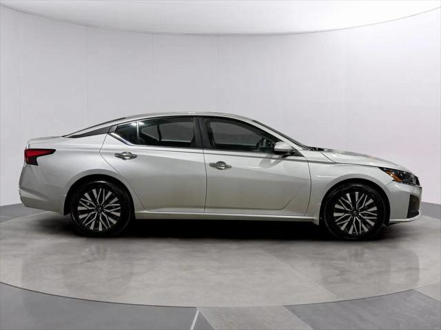 used 2023 Nissan Altima car, priced at $25,734