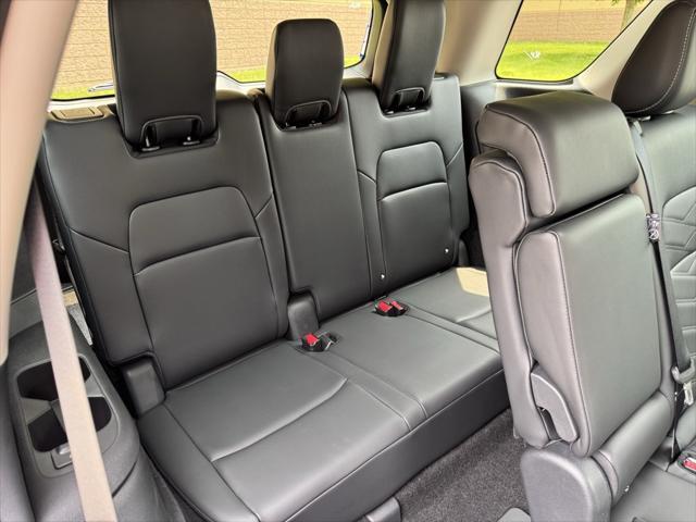 new 2025 Nissan Pathfinder car, priced at $49,800