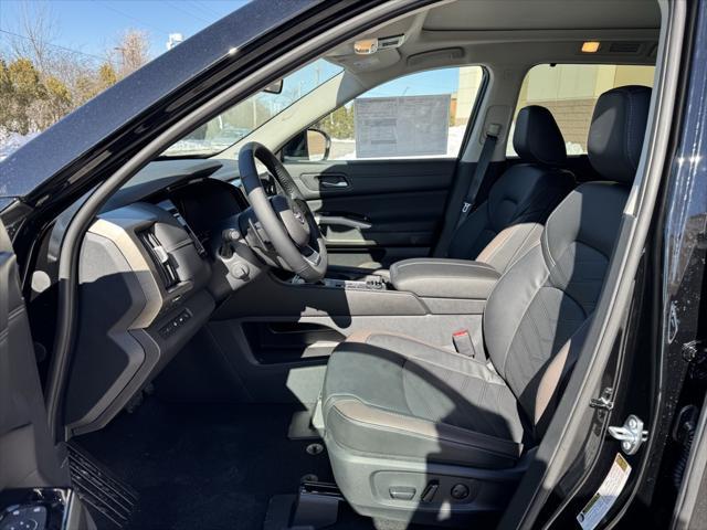 new 2025 Nissan Pathfinder car, priced at $48,990