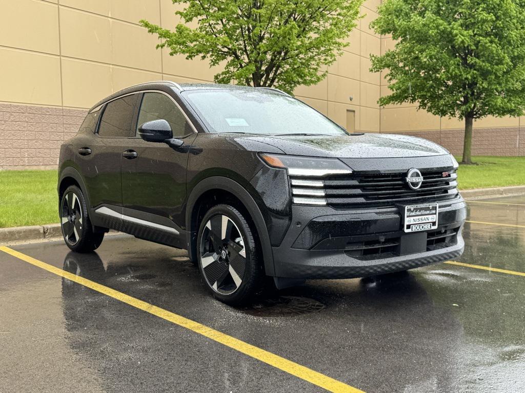 new 2025 Nissan Kicks car, priced at $25,982