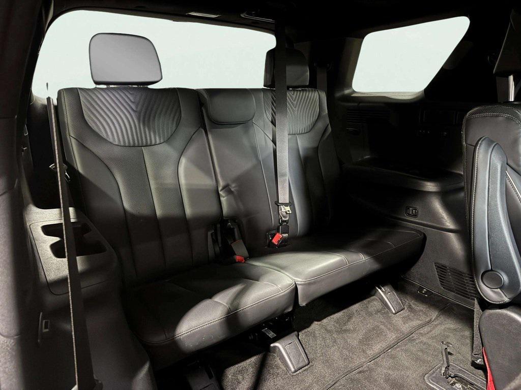 used 2024 Hyundai Palisade car, priced at $42,955