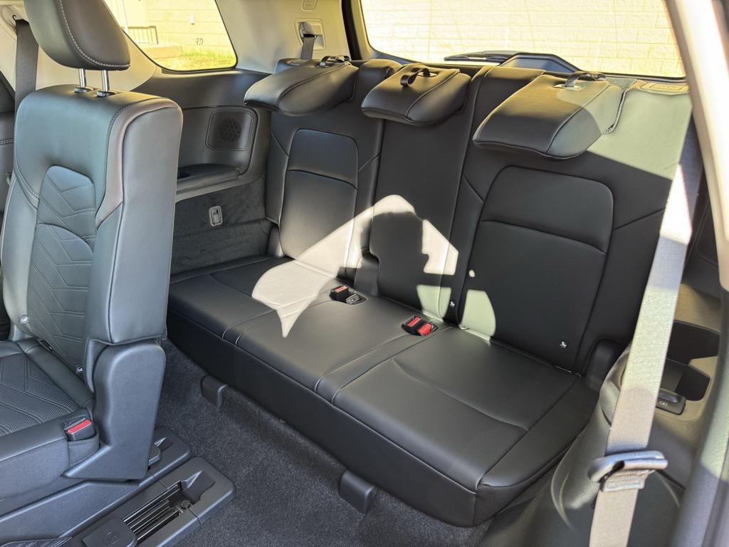 new 2025 Nissan Pathfinder car, priced at $47,410