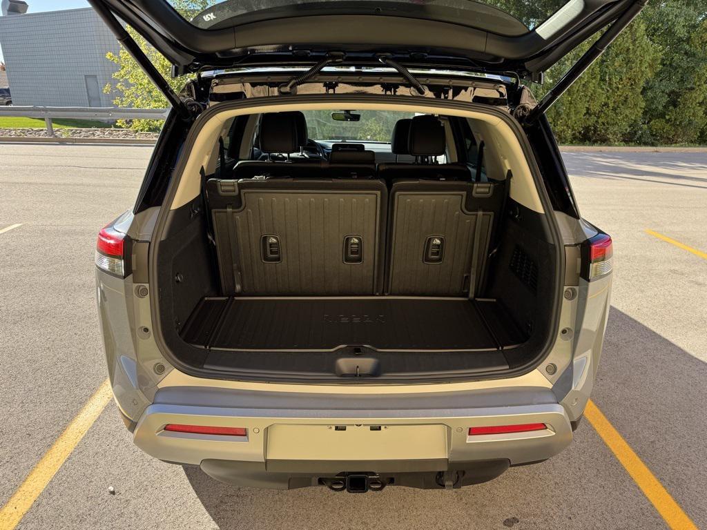 new 2025 Nissan Pathfinder car, priced at $47,410