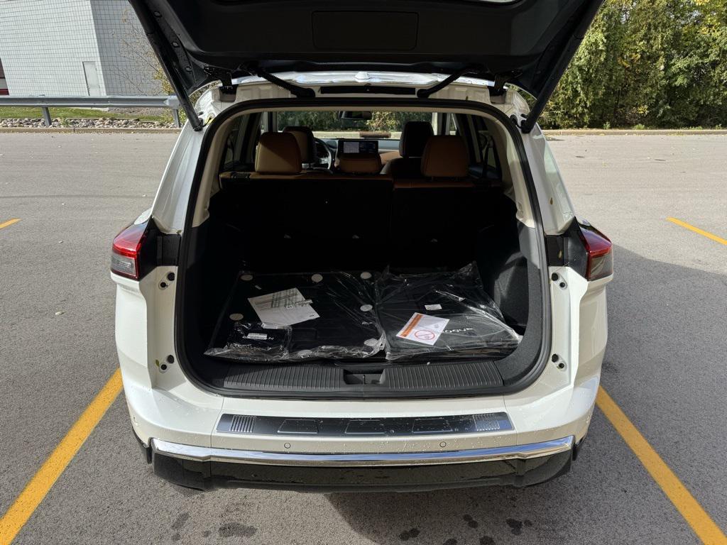 new 2026 Nissan Rogue car, priced at $39,582