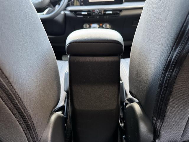 new 2025 Nissan Kicks car, priced at $26,976